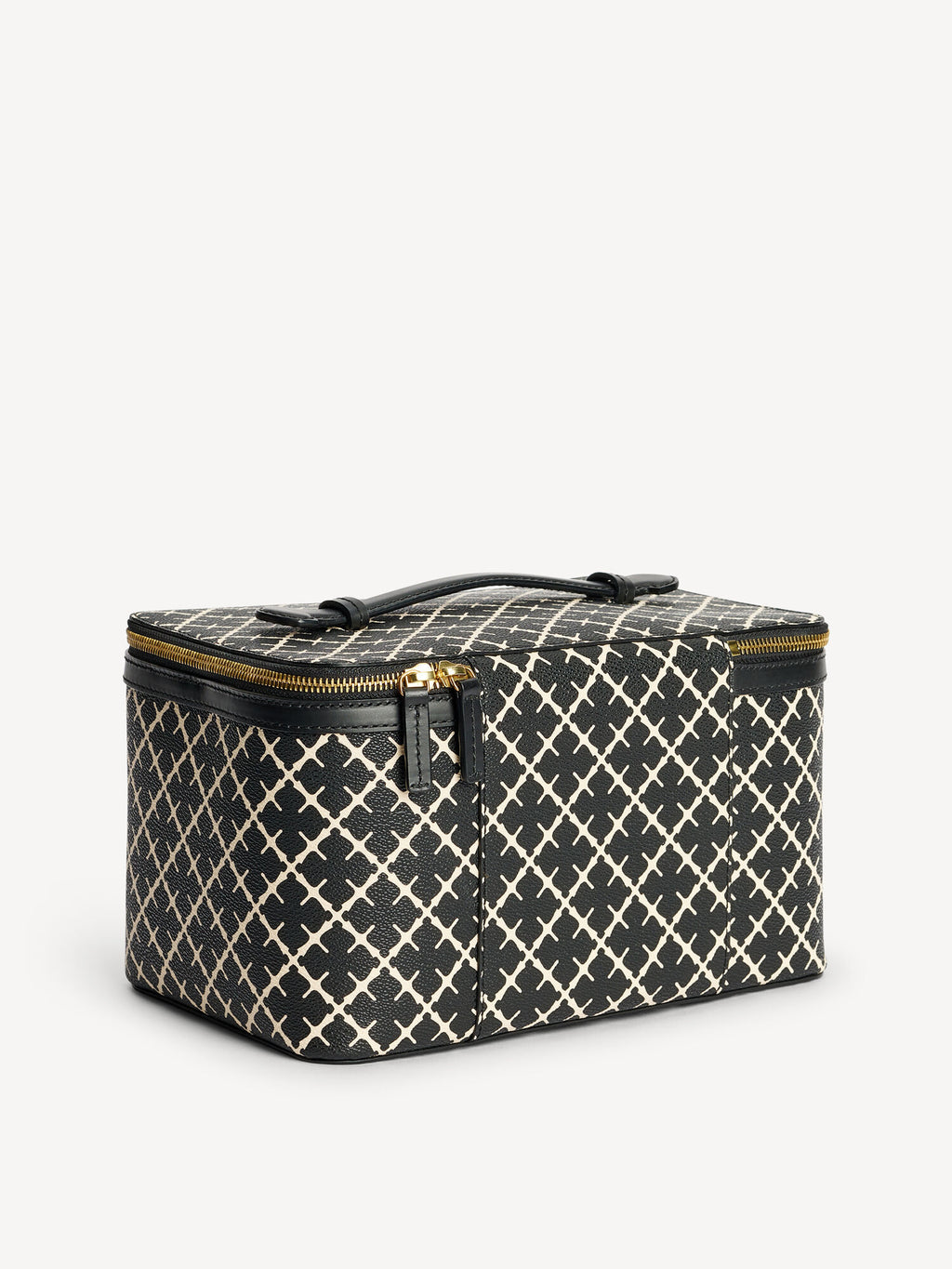 BAE BEAUTY Bags