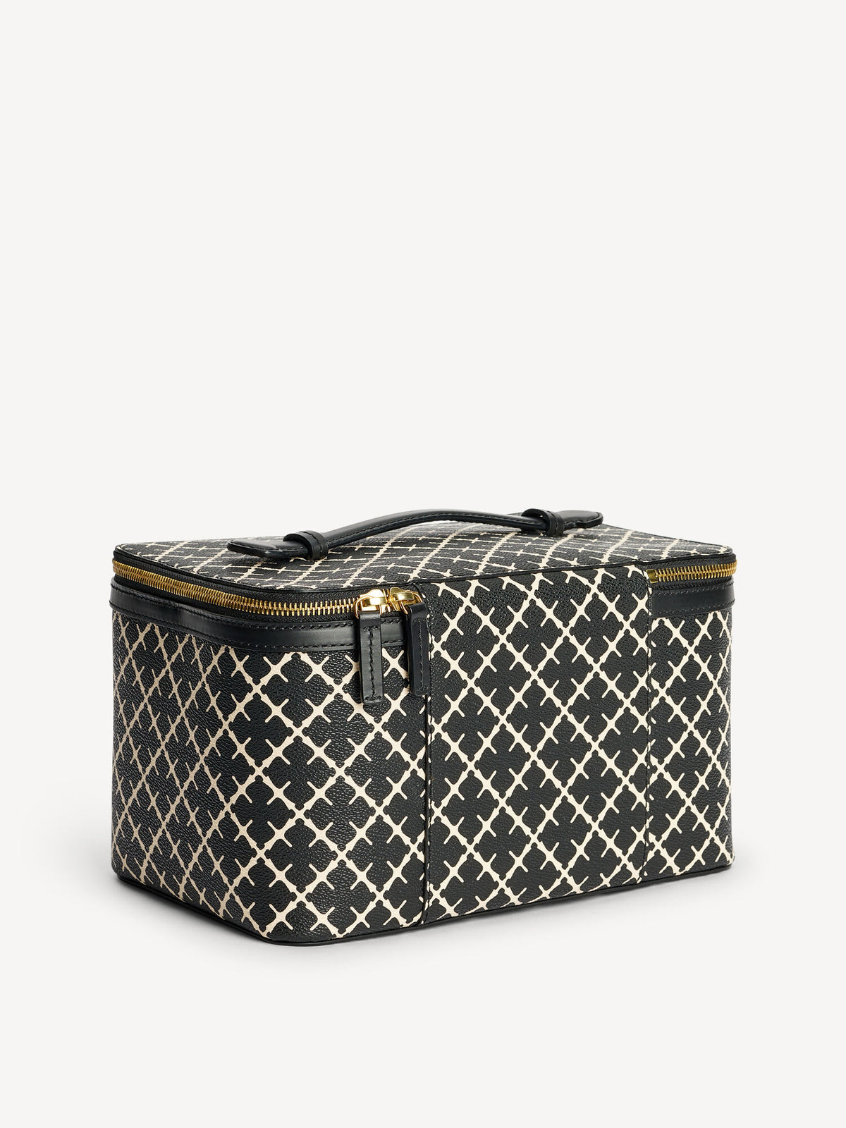 BAE BEAUTY Bags