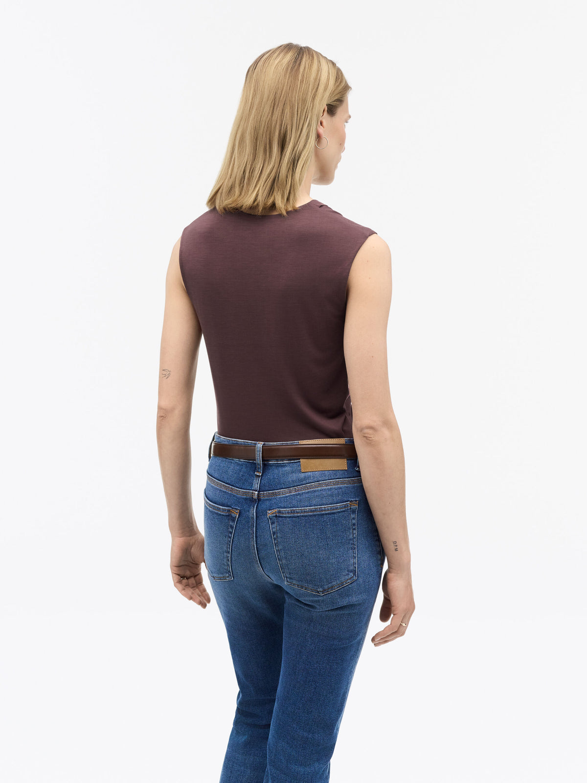 Jela T-shirt
