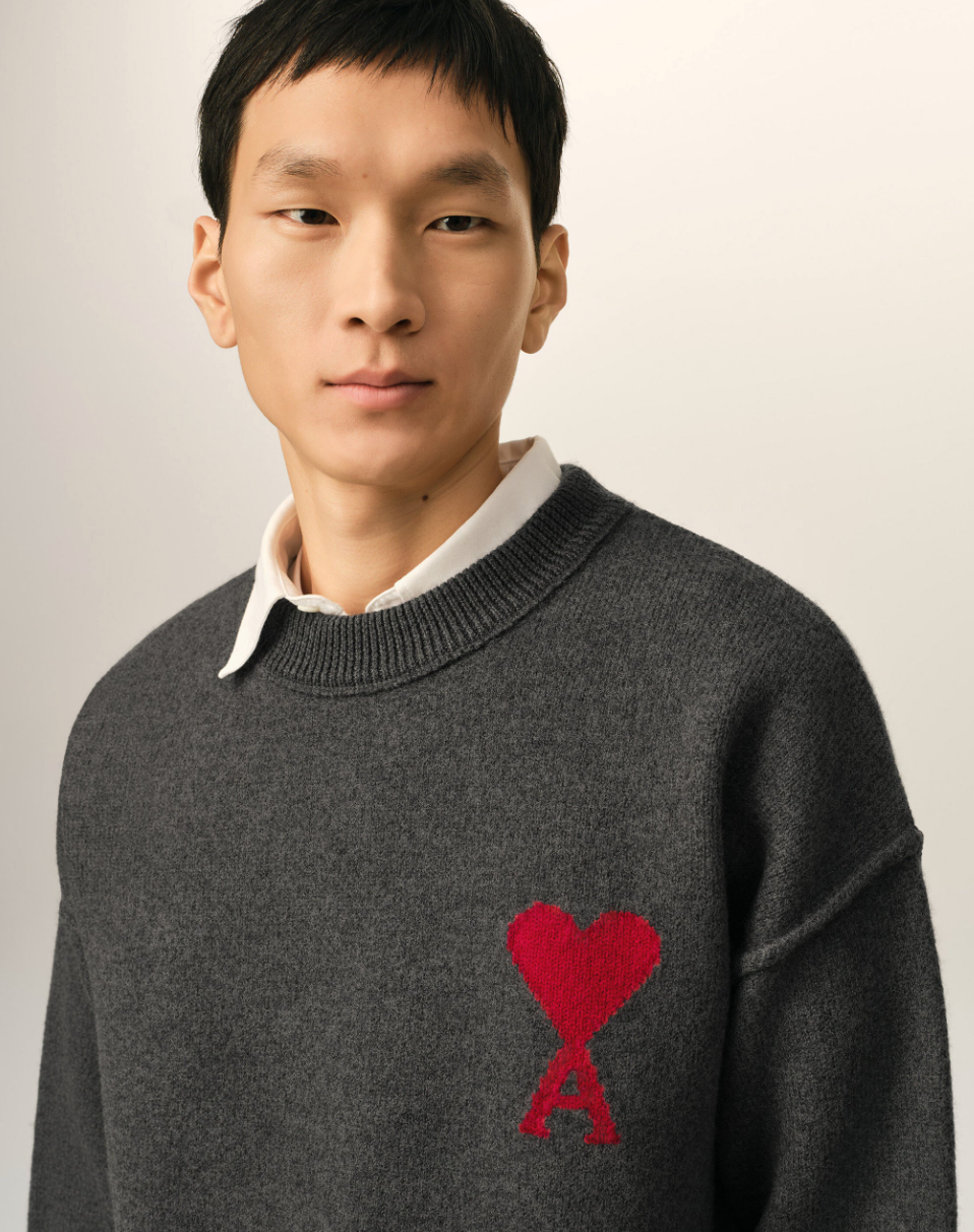 CREWNECK SWEATER WITH CONTRASTED AMI DE COEUR
