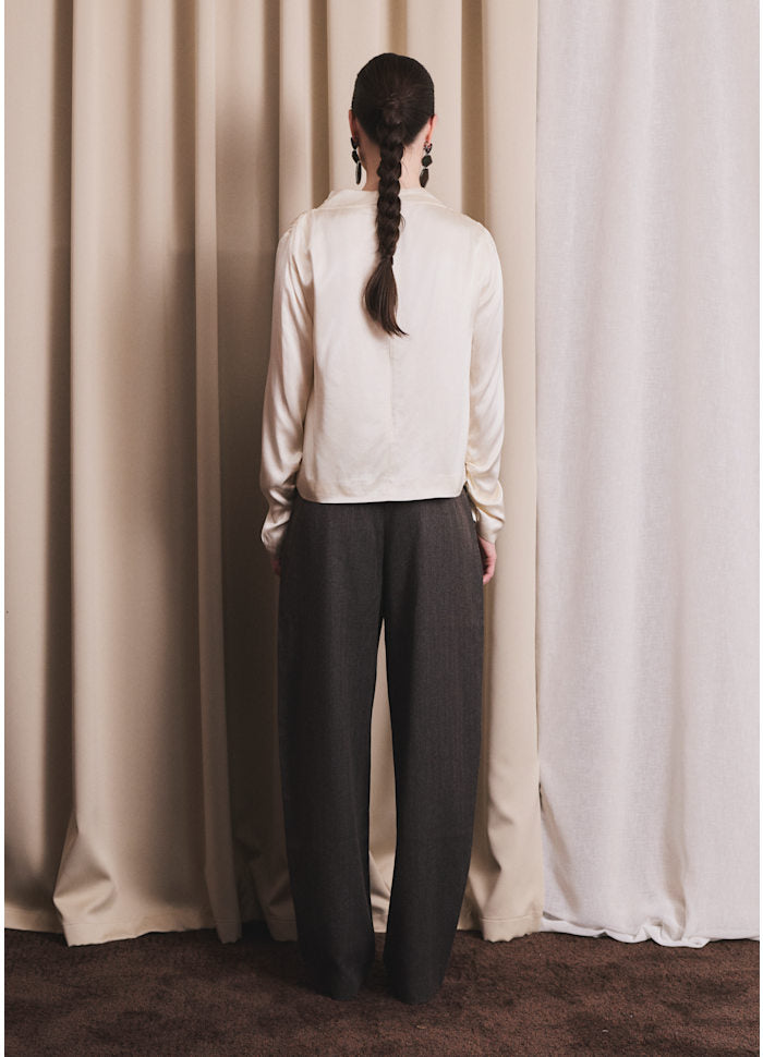 IBEN SMOOTH BARREL STRUCTURED PANTS