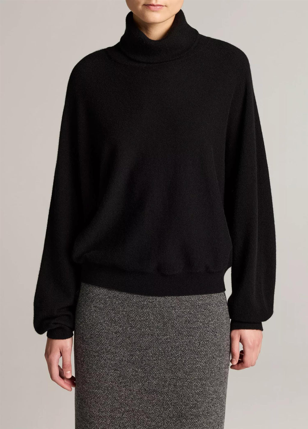 Wool-Cashmere Dolman-Sleeve Turtleneck Sweater
