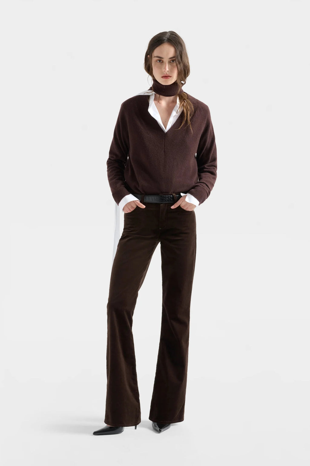 THE LEGGY BOOTCUT Velvet Chocolate