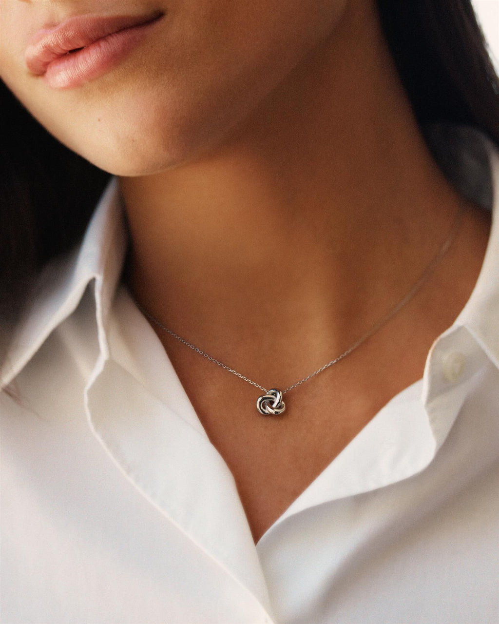Infinity Knot Necklace L Steel