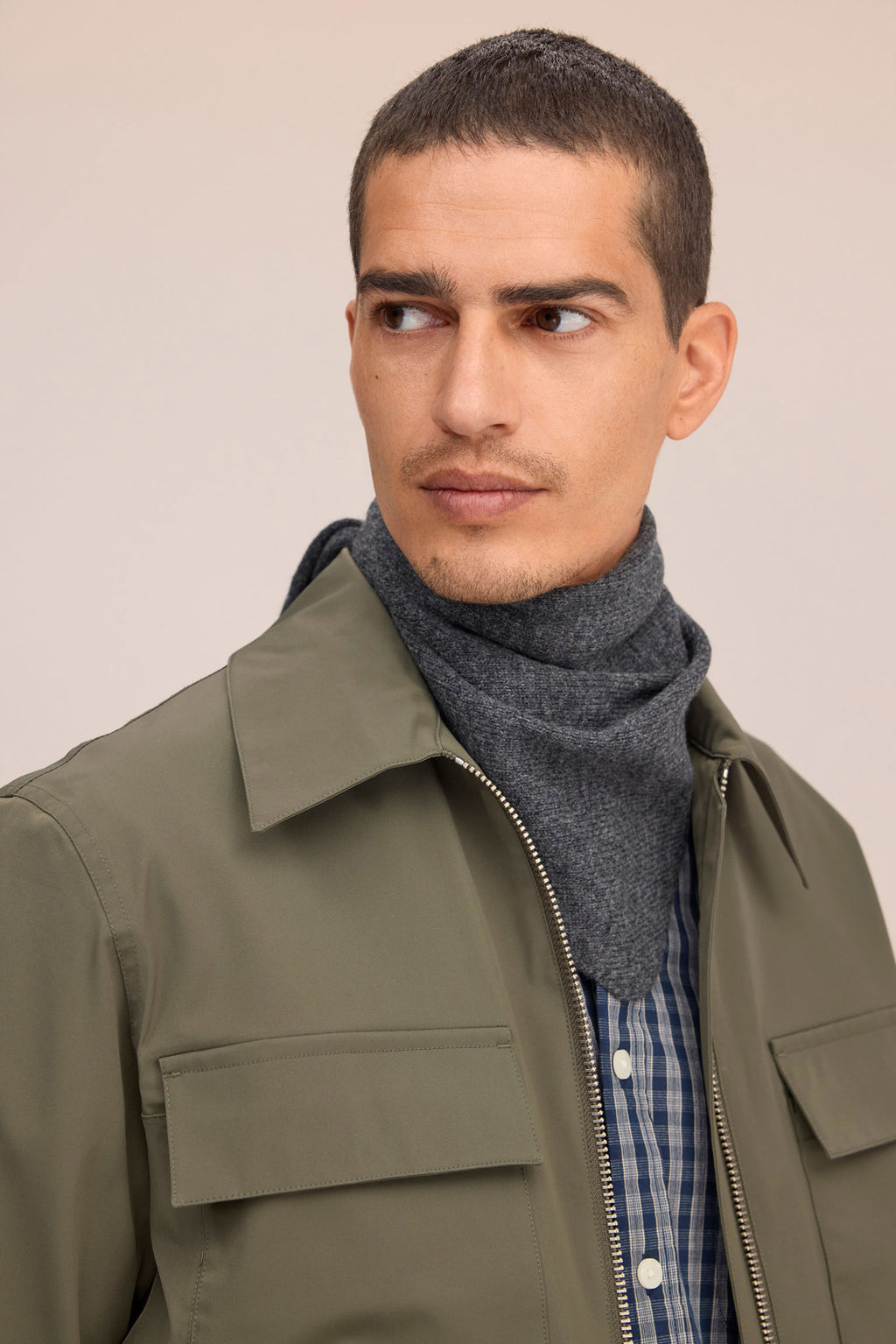 Triangle Scarf 6623