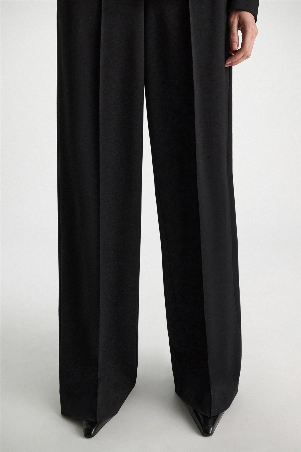 EMOTIONAL ESSENCE I pants