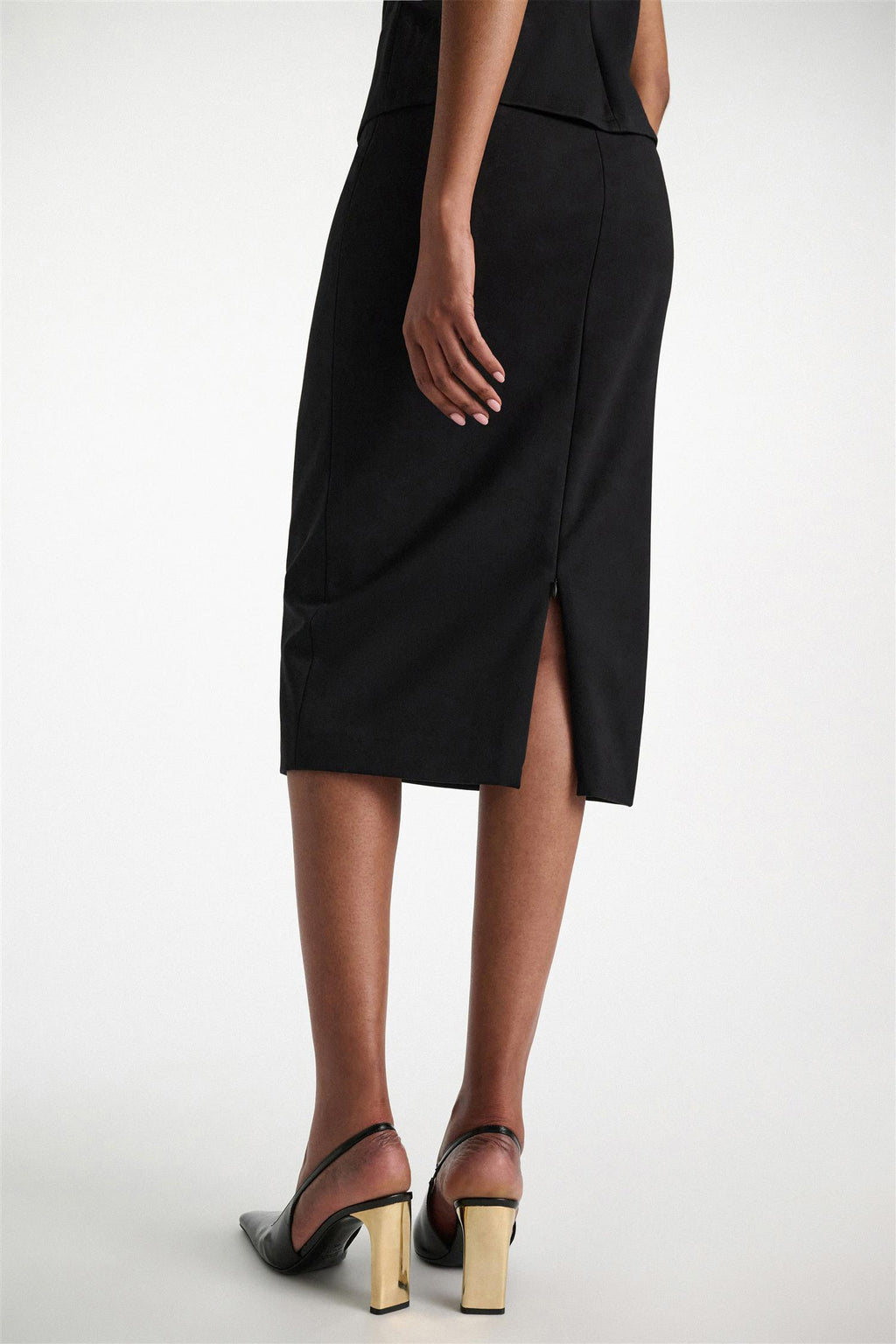 EMOTIONAL ESSENCE skirt