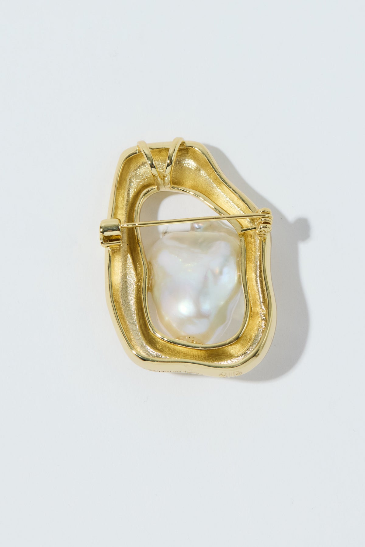 RINA BROOCH Smykker