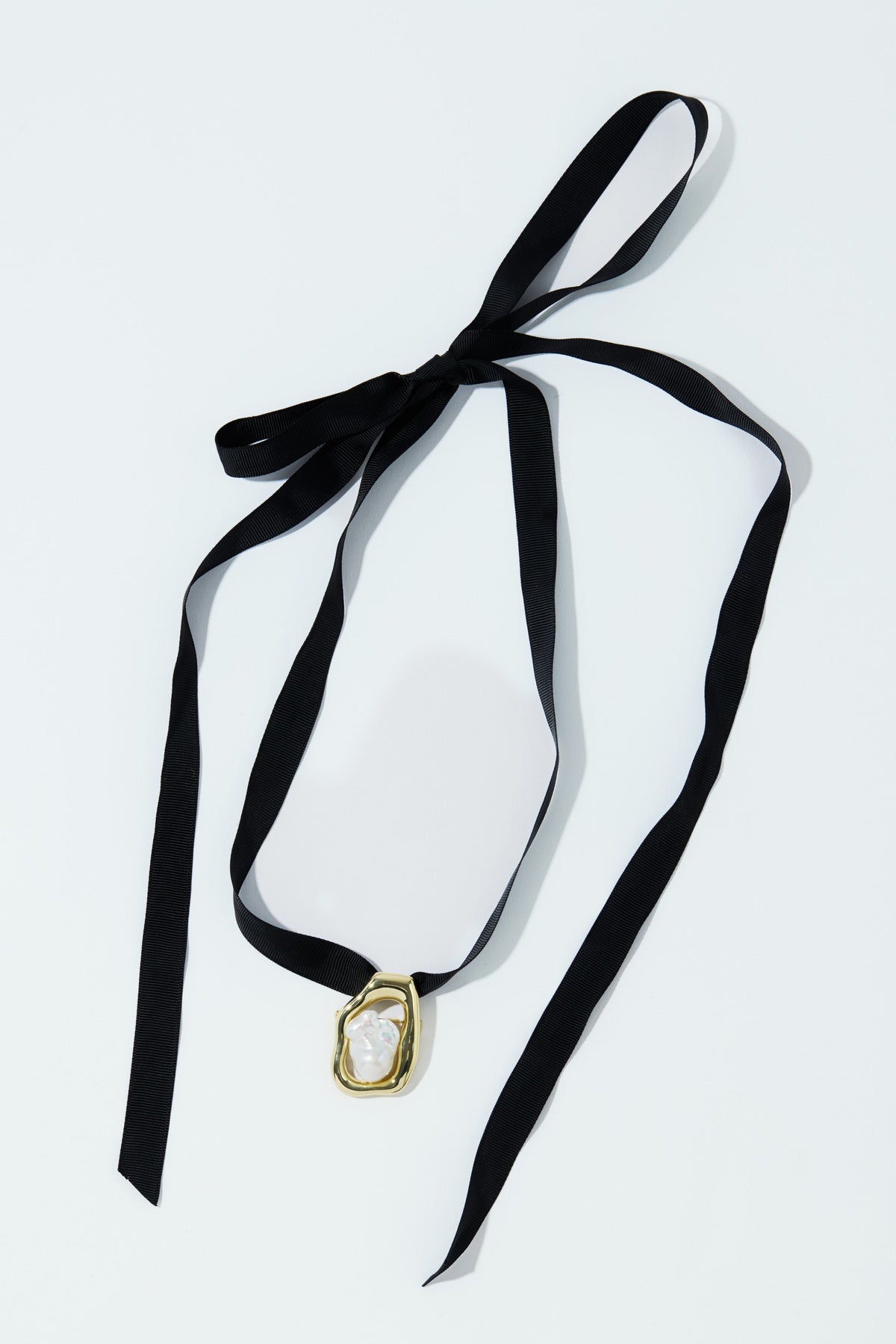RINA BROOCH Smykker