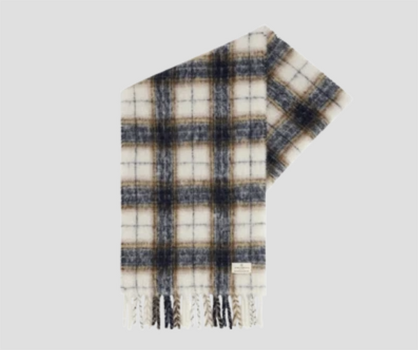 Huntress Scarf