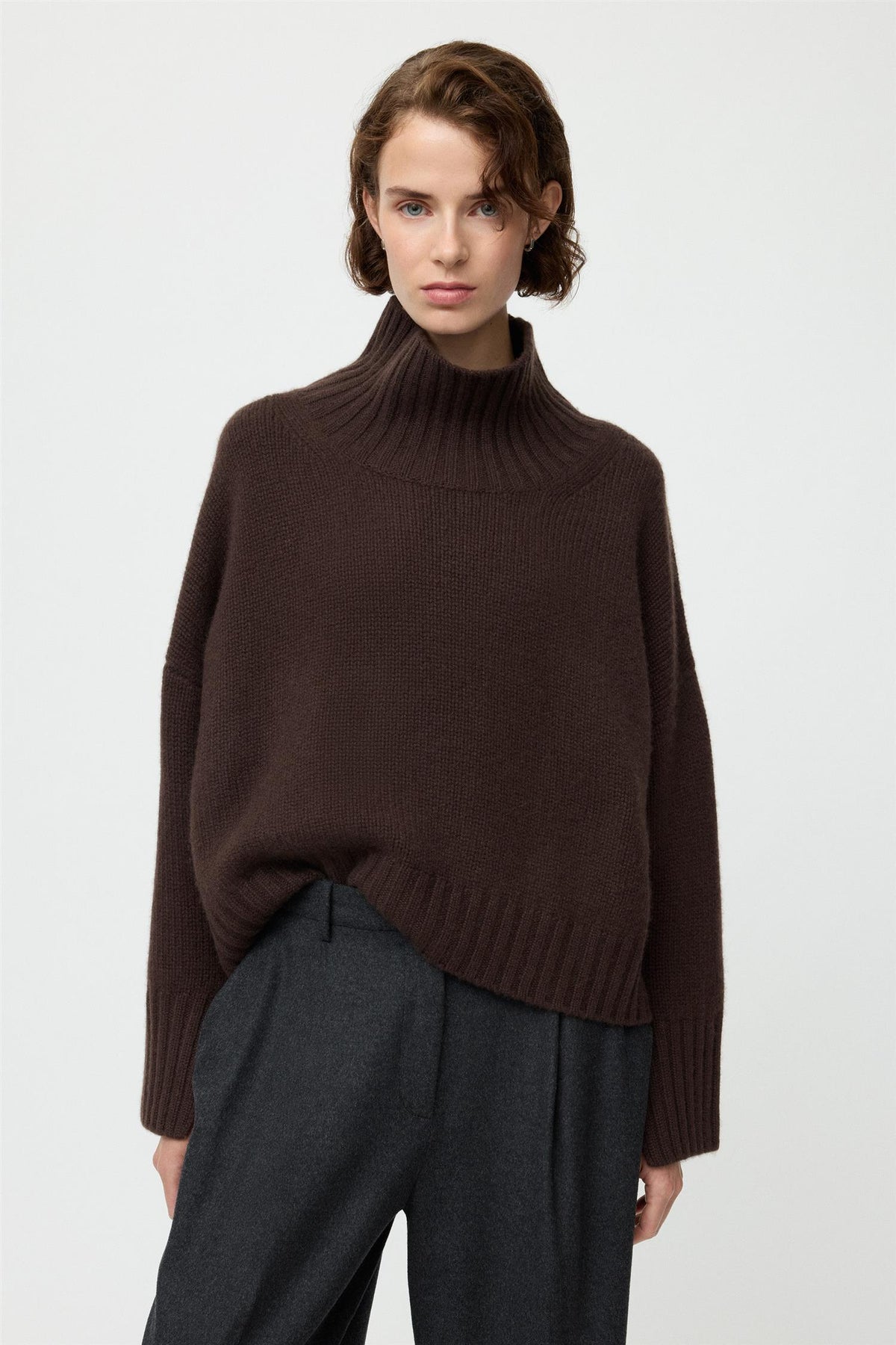 Girlfriend turtleneck