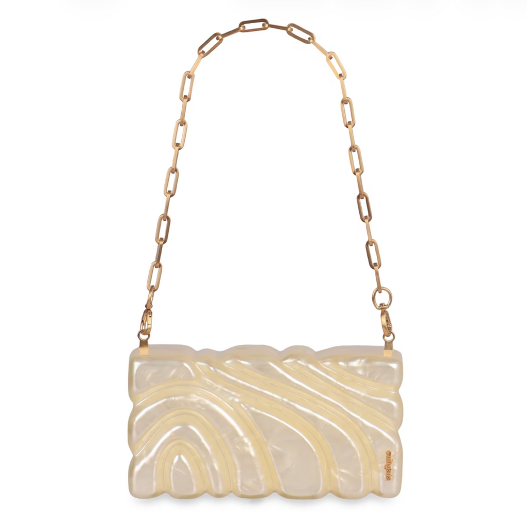 AURA CLUTCH