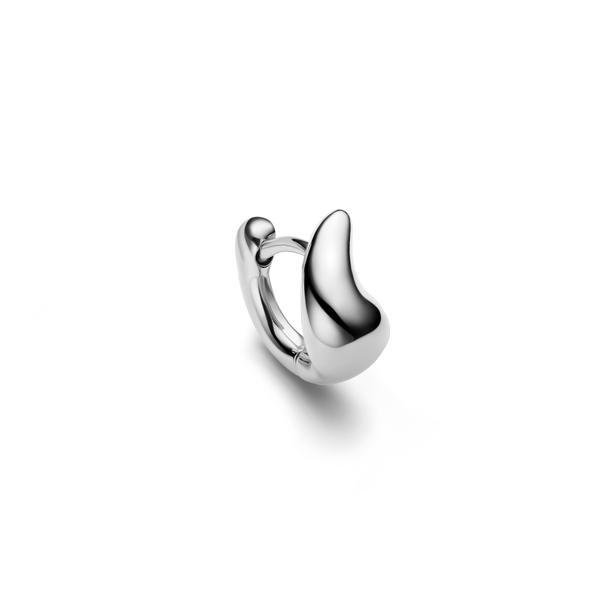 Sagene Trail Huggie Silver Ørepynt