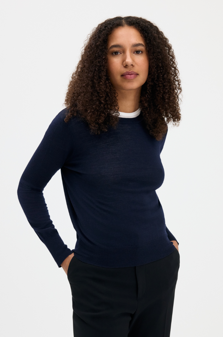 Merino R-neck Sweater
