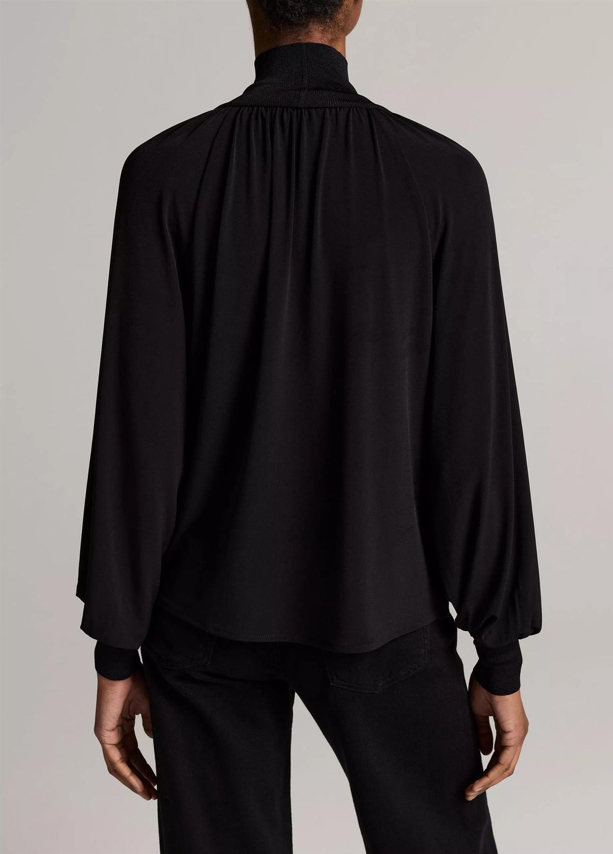 RIB TRIM L/S GATHERED TURTLENECK