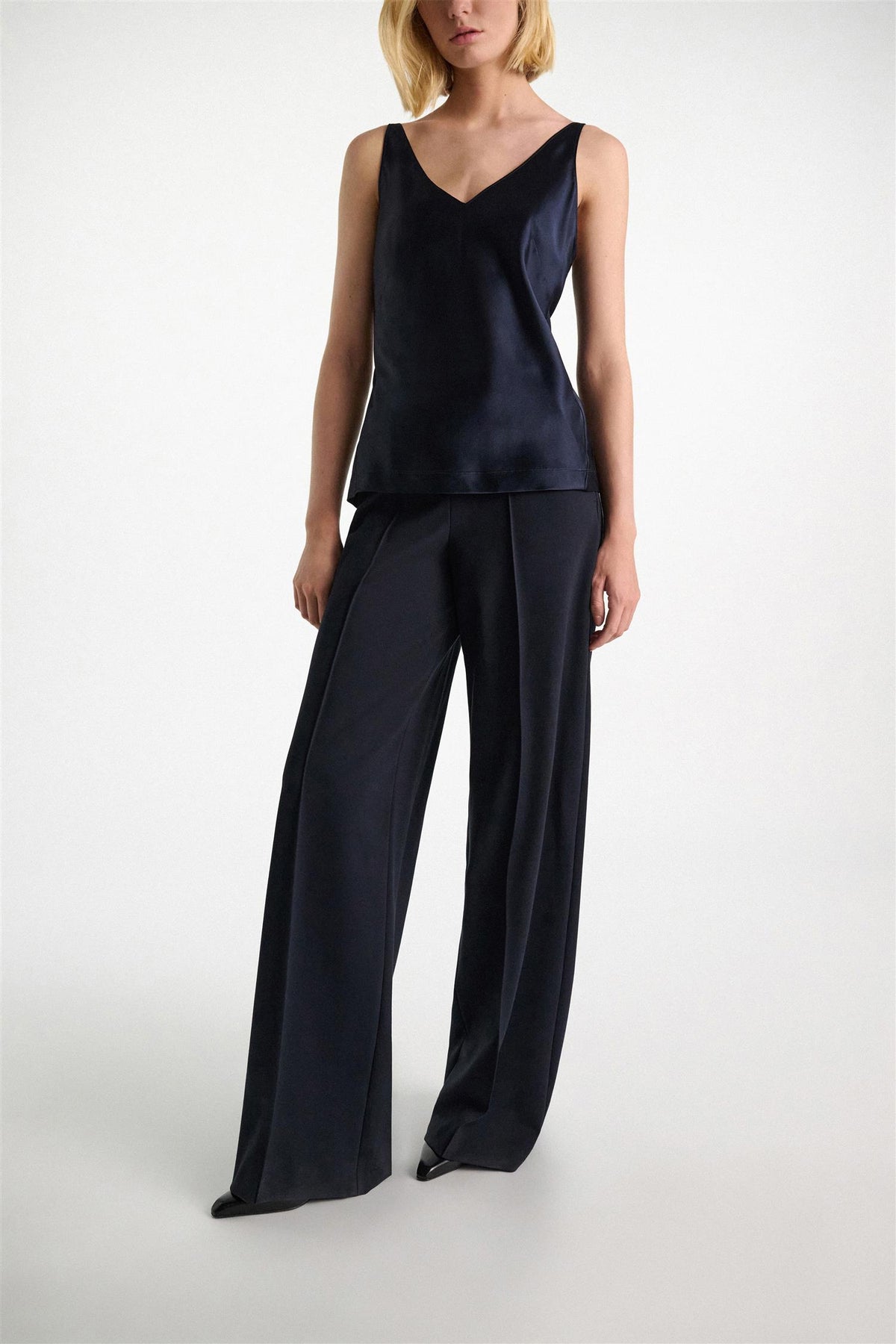 SENSE OF SHINE top