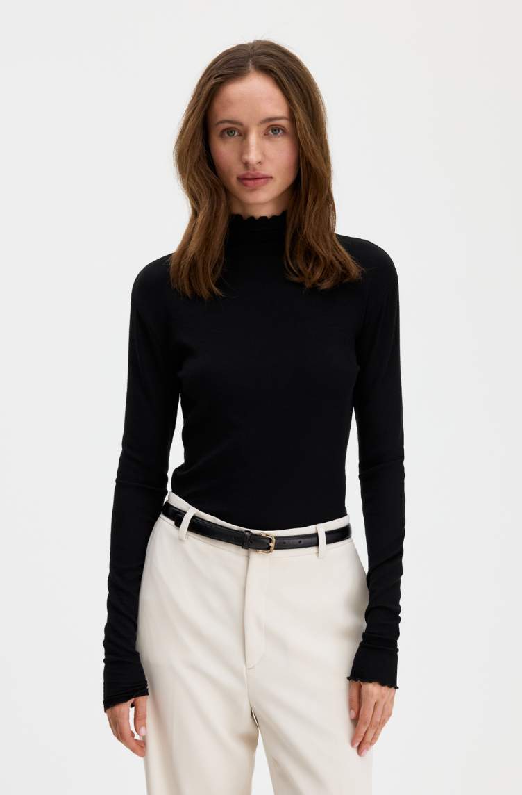 Rib Mock Neck Top