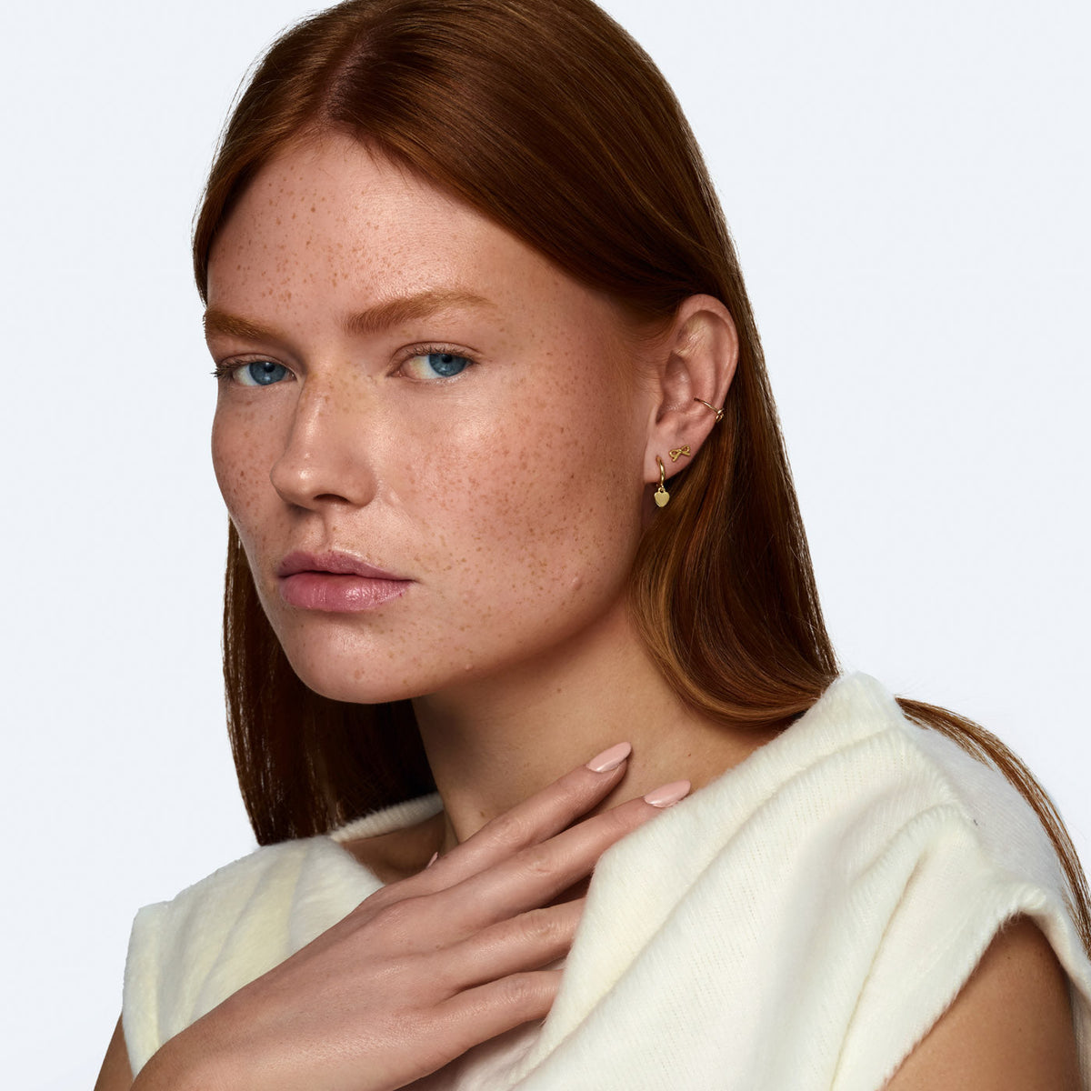 Sutton - Classic Heart Hoop Earrings Ørepynt