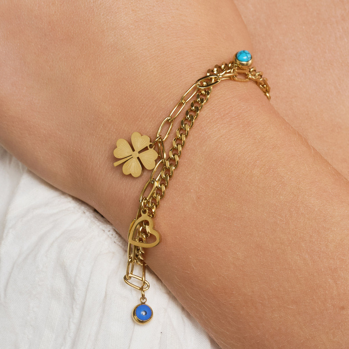 Edeline - Multi Charm Bracelet - Gold Armbånd