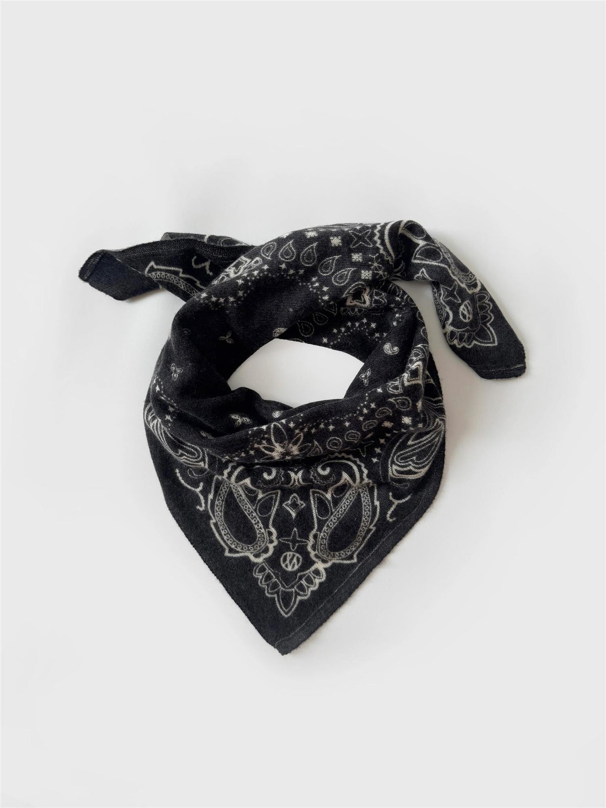 CASHMERE PAISLEY SCARF - BLACK 65 CM