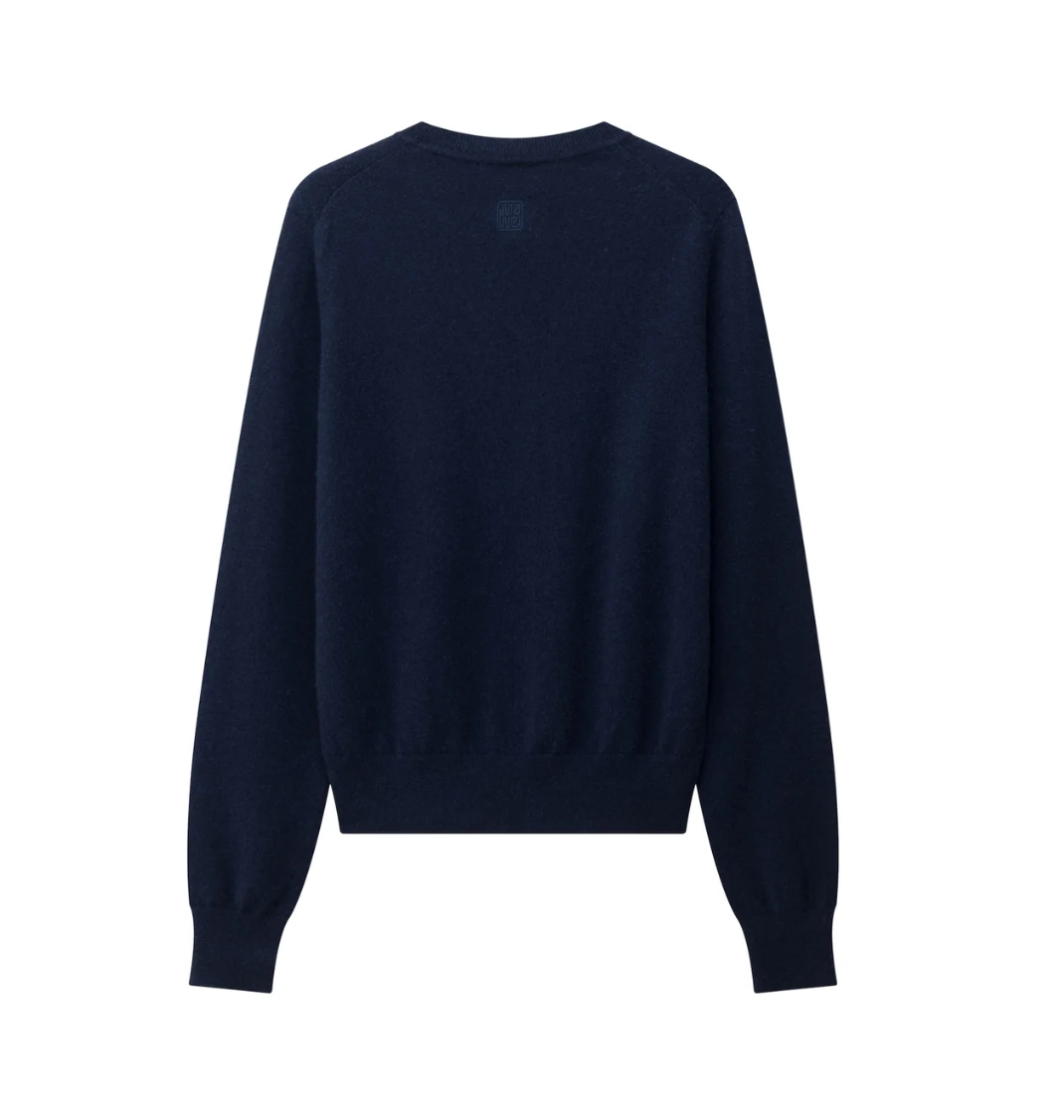 MA02 - Slim Crewneck