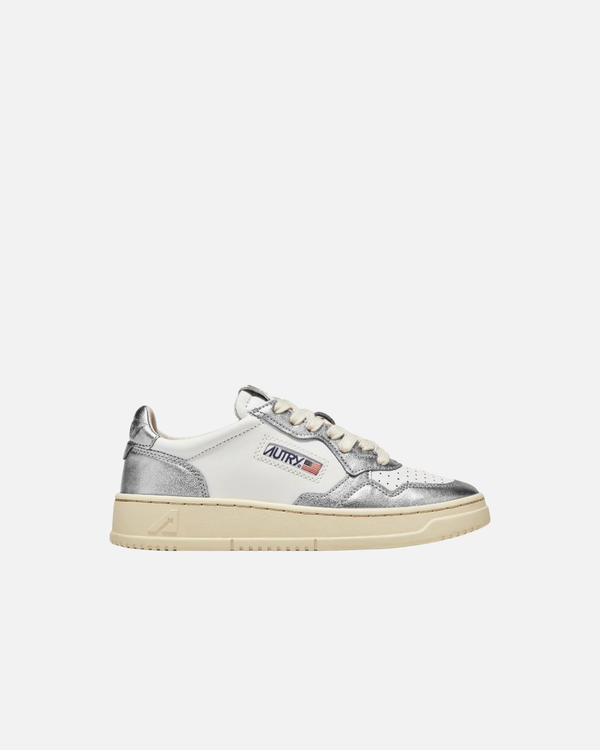 Medalist Low Sneakers