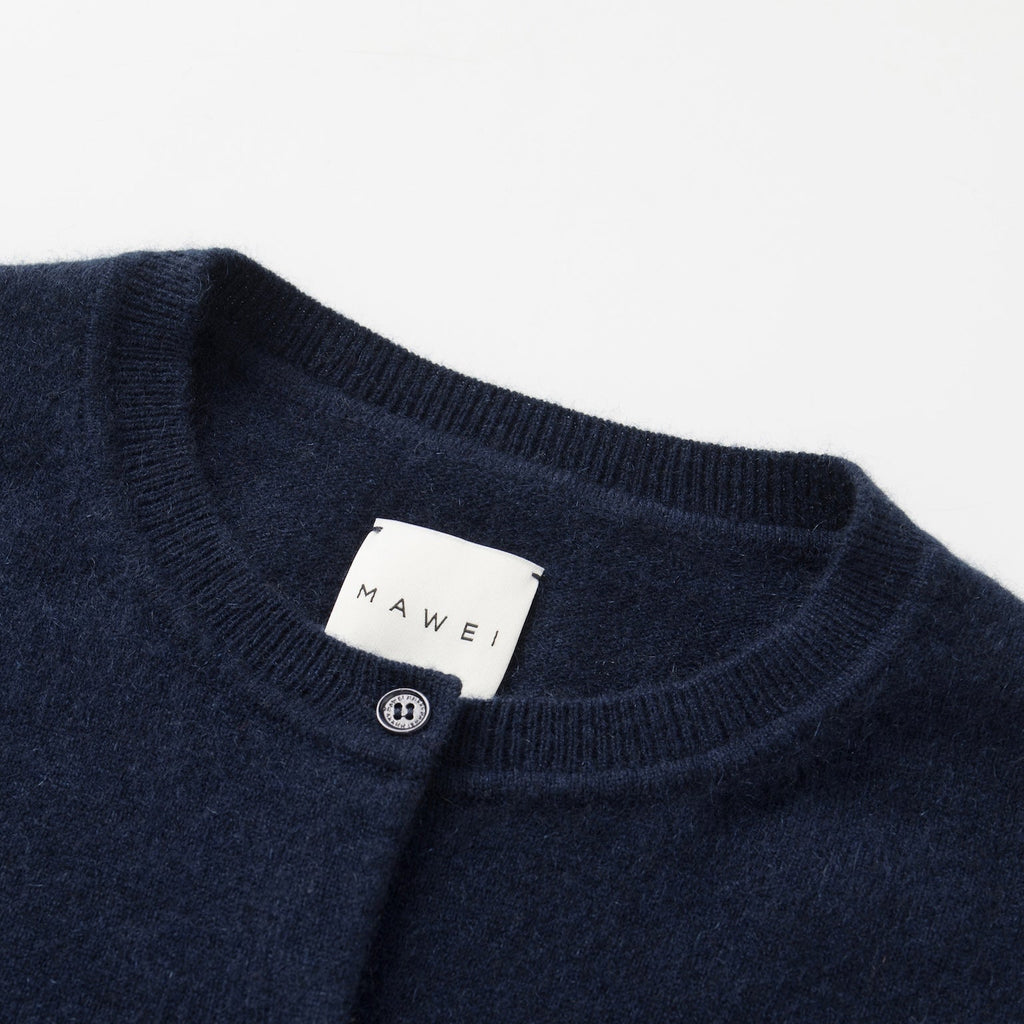 MA10 - Slim Cardigan Genser