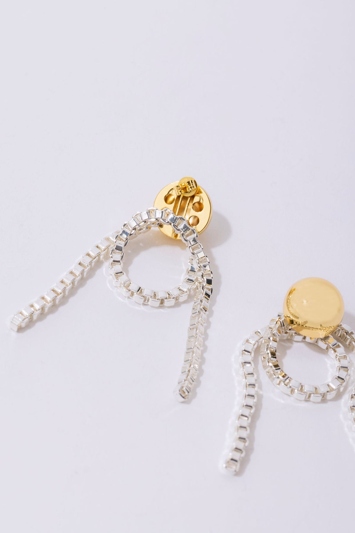 CHAIN LOOP EARRINGS Ørepynt
