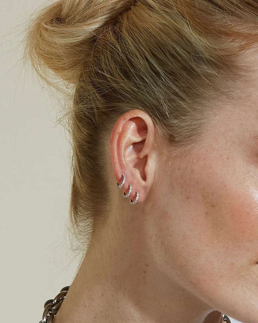 Glow Earrings Mini Steel Ørepynt
