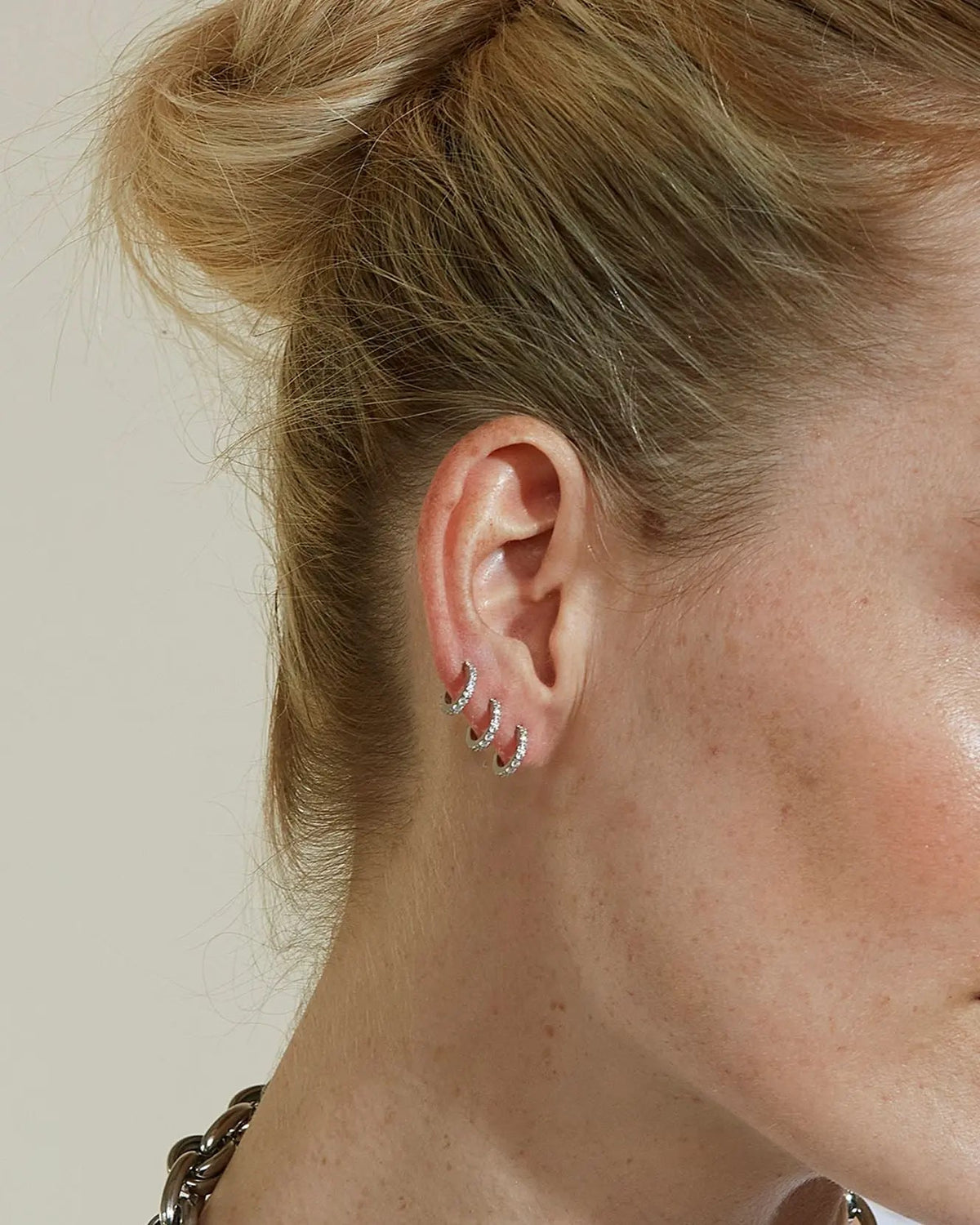 Glow Earrings Mini Steel Ørepynt