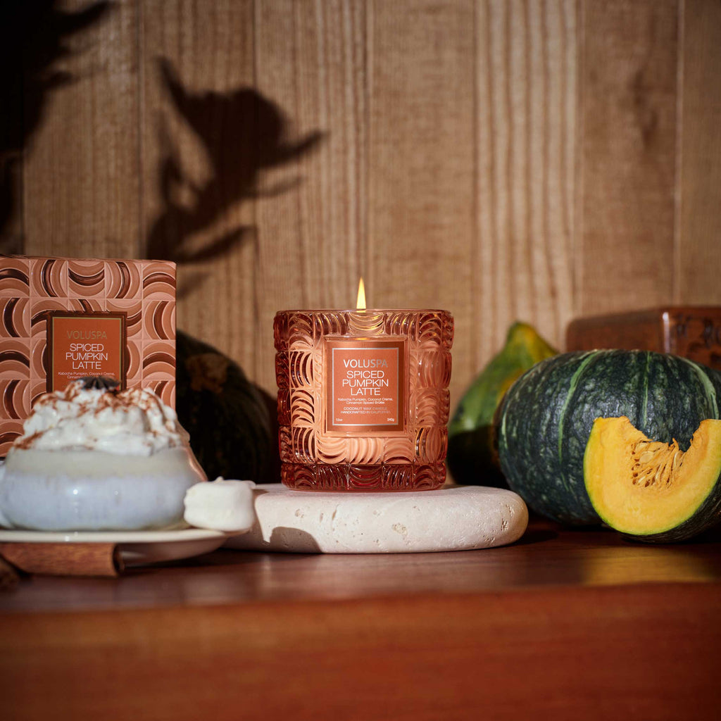 Spiced Pumpkin Latte Classic Candle 60 tim Interiør/Livsstil