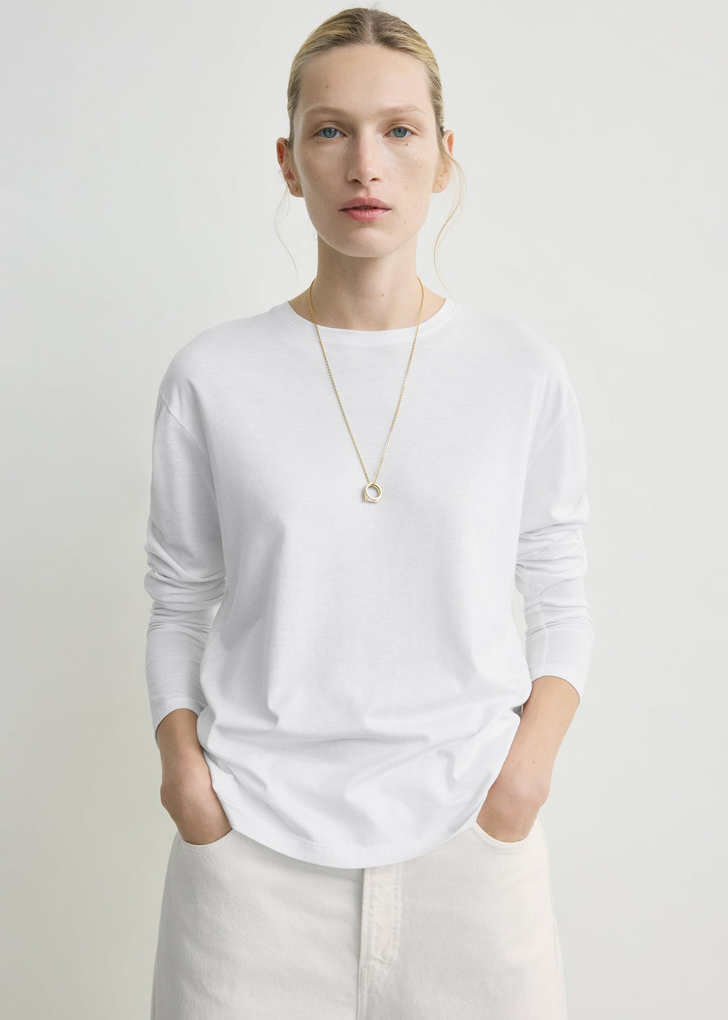 CLASSIC LONG-SLEEVE TEE T-shirt