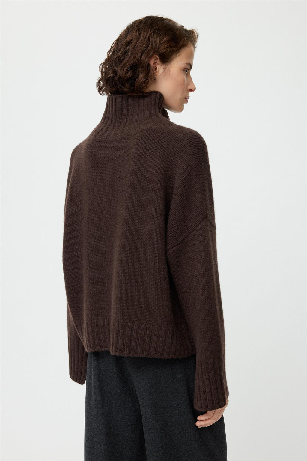 Girlfriend turtleneck