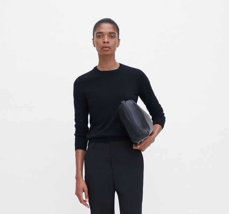Merino R-neck Sweater