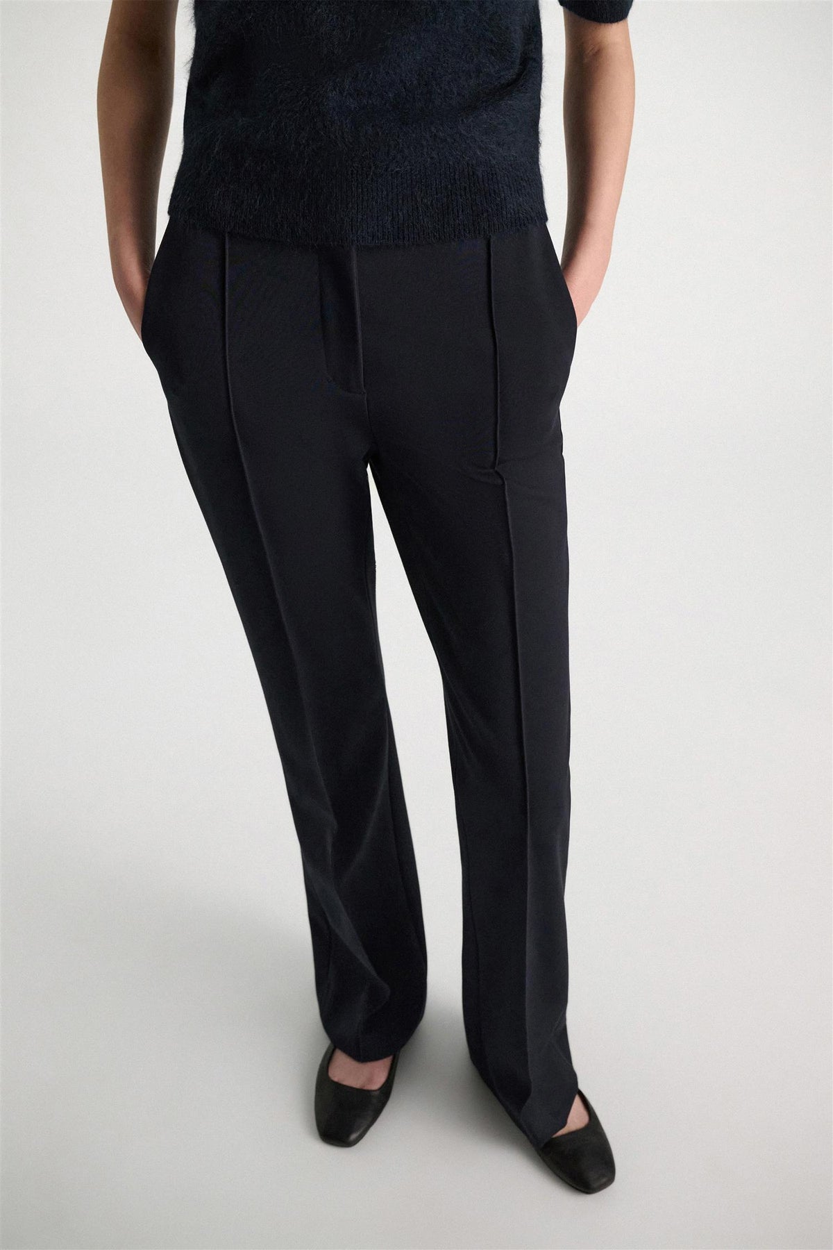 EMOTIONAL ESSENCE pants