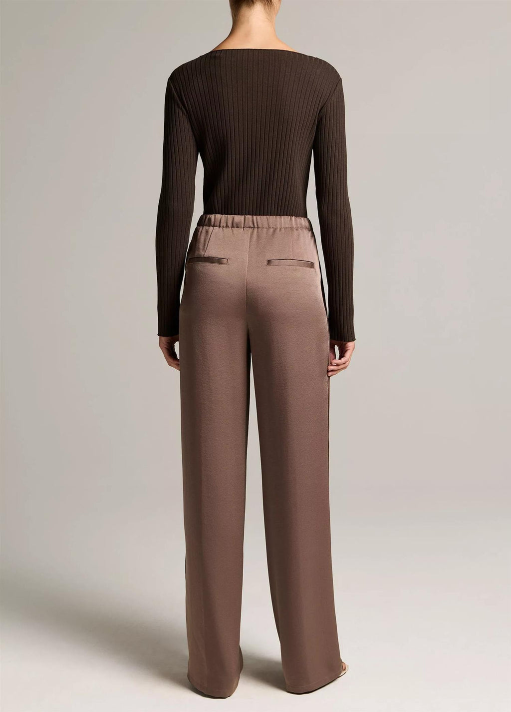 Mid-Rise Shine Crepe Pull-On Pant