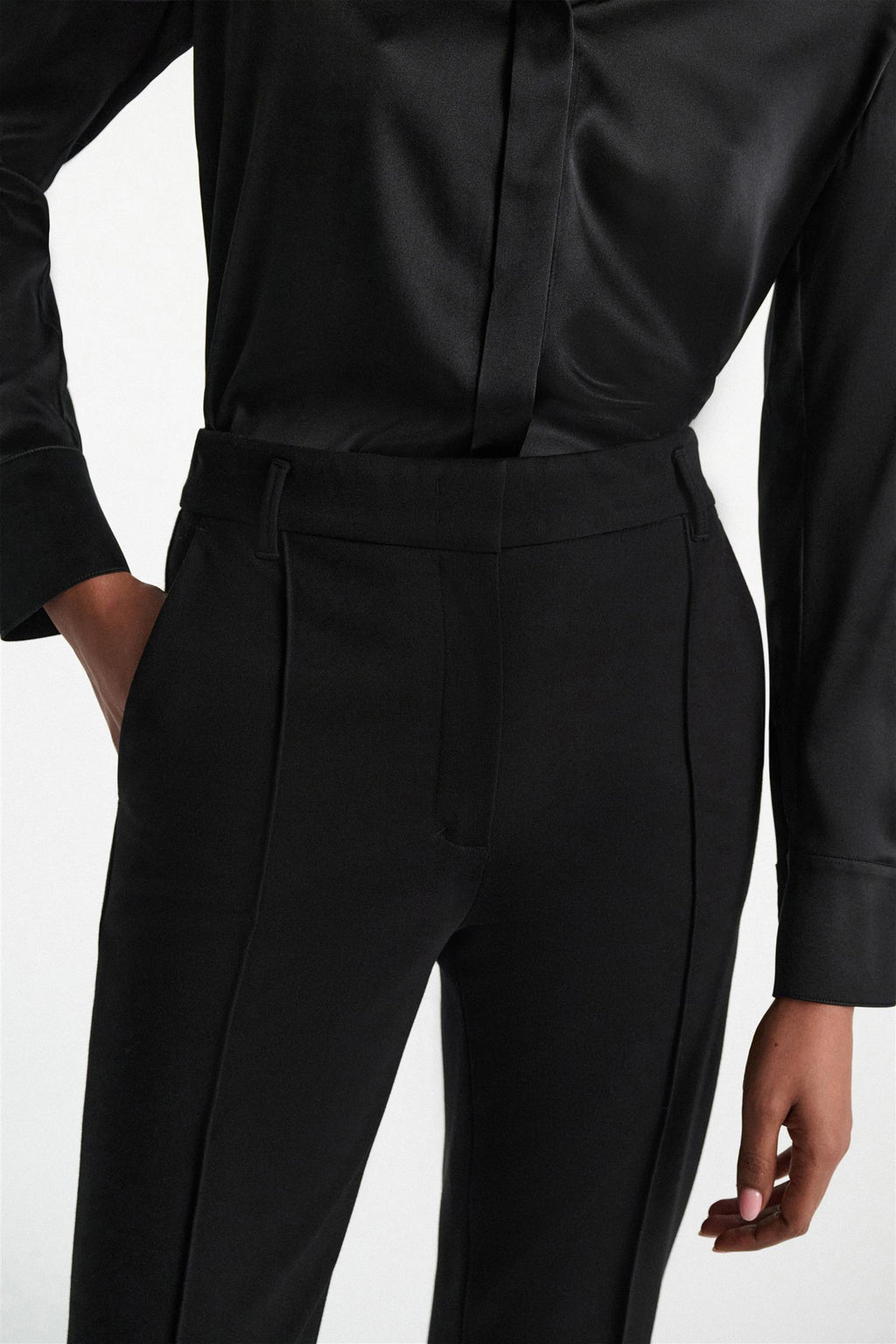 EMOTIONAL ESSENCE pants