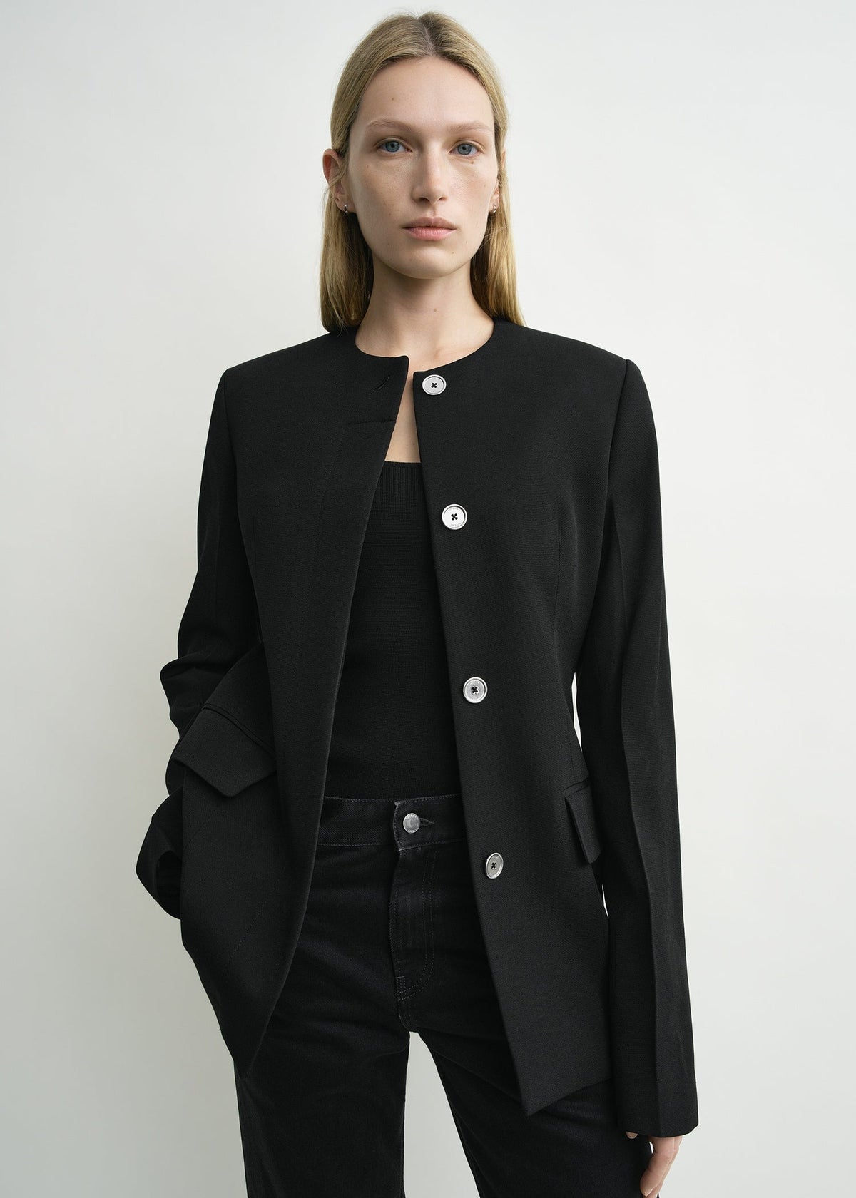 COLLARLESS EVENING JACKET Blazer