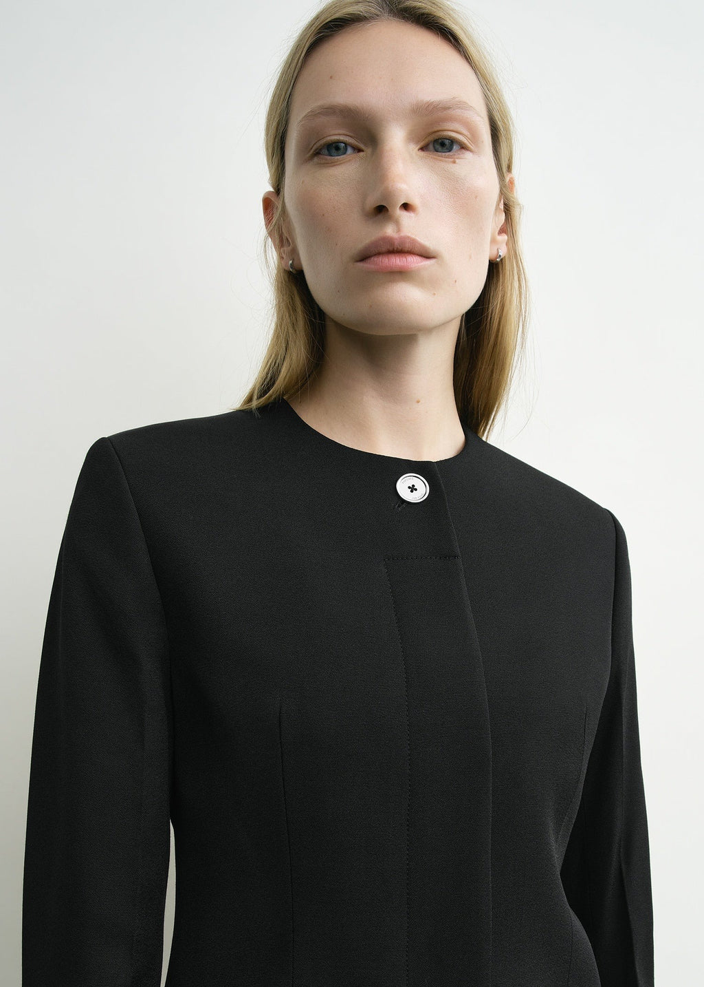 COLLARLESS EVENING JACKET Blazer