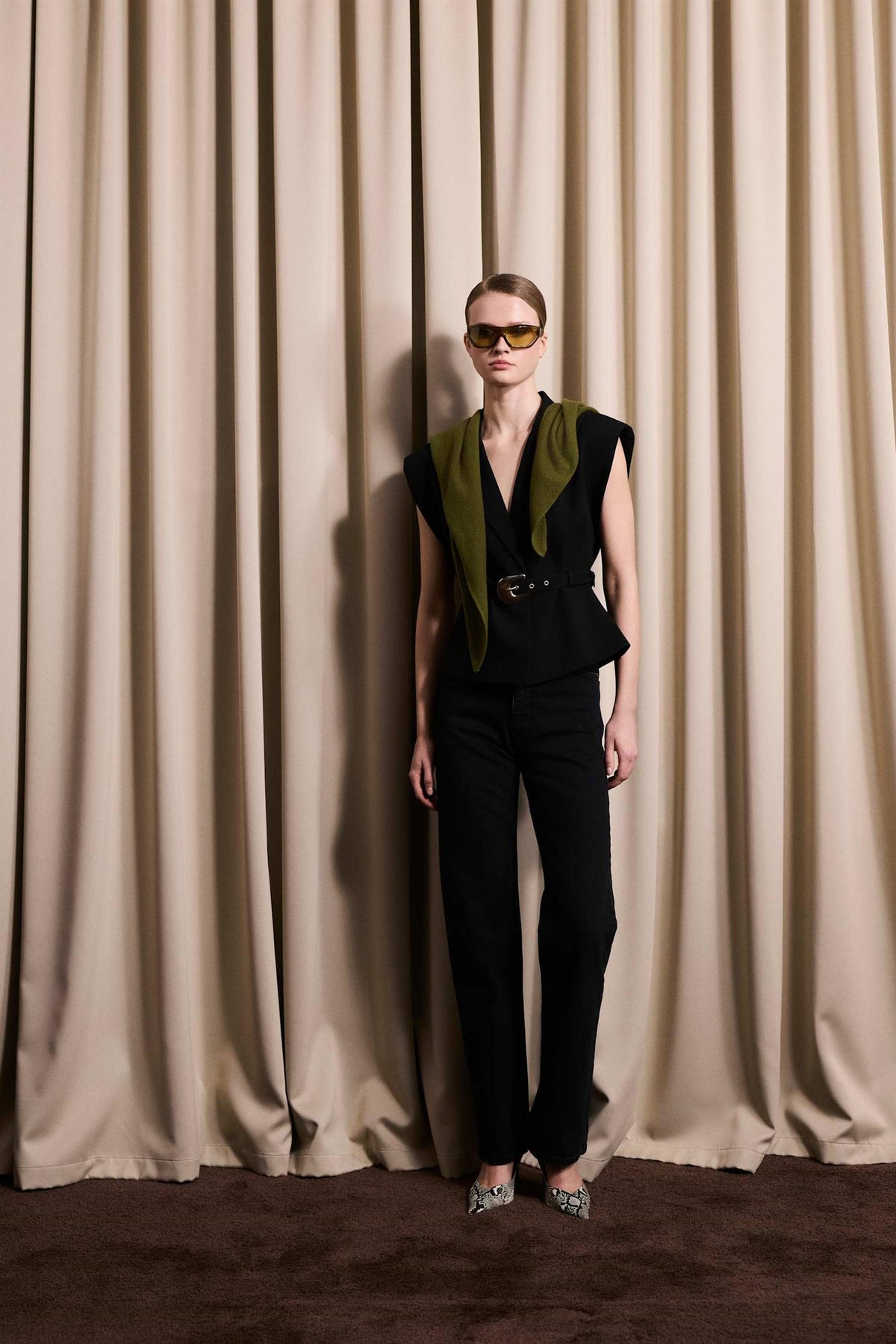 IBEN REIGN TAILORED EXTRA WIDE