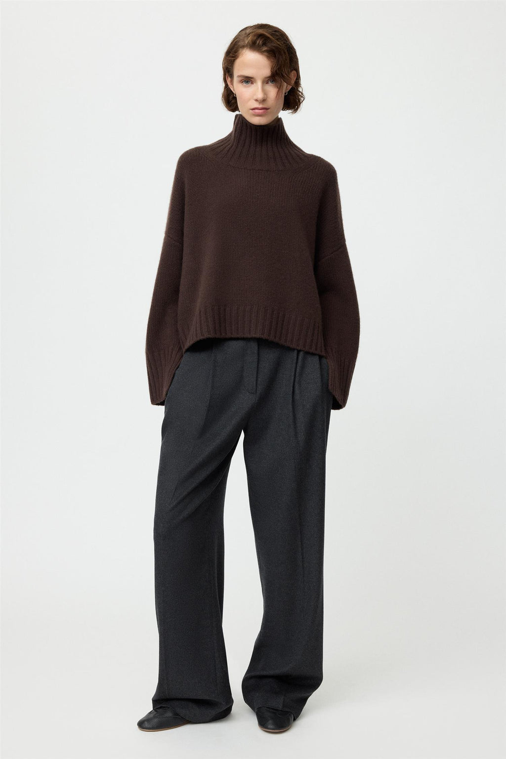 Girlfriend turtleneck