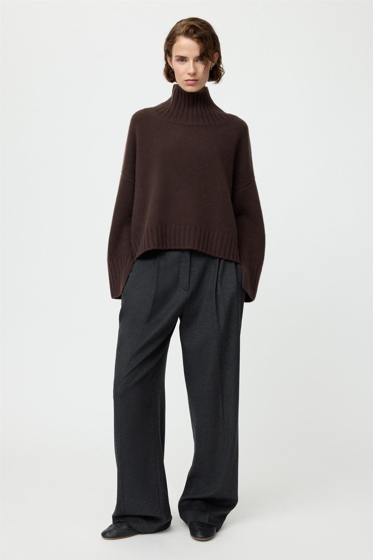 Girlfriend turtleneck