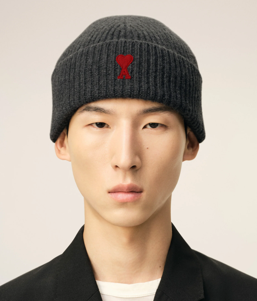 BEANIE WITH RED AMI DE COEUR