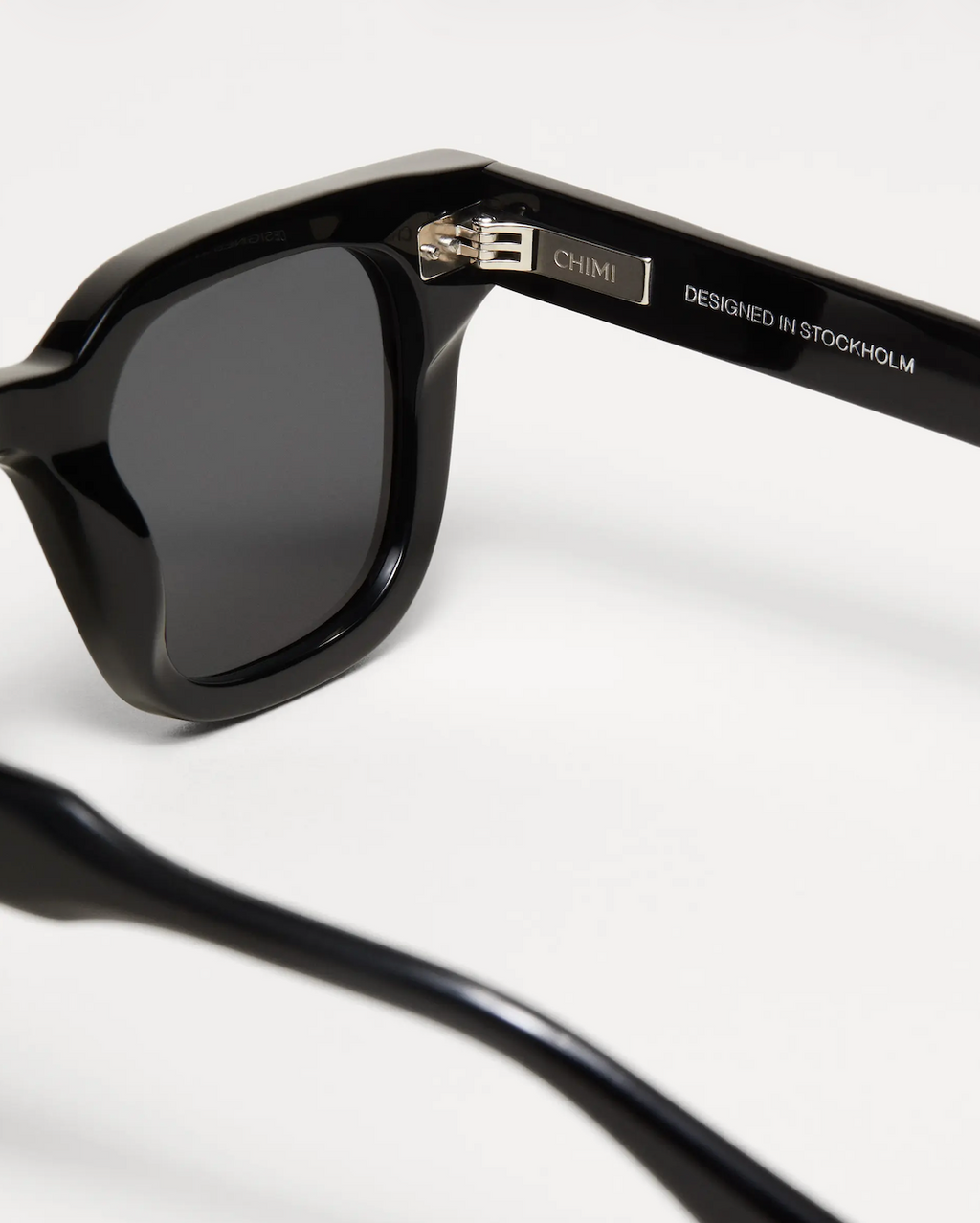 04.2 Sunglasses