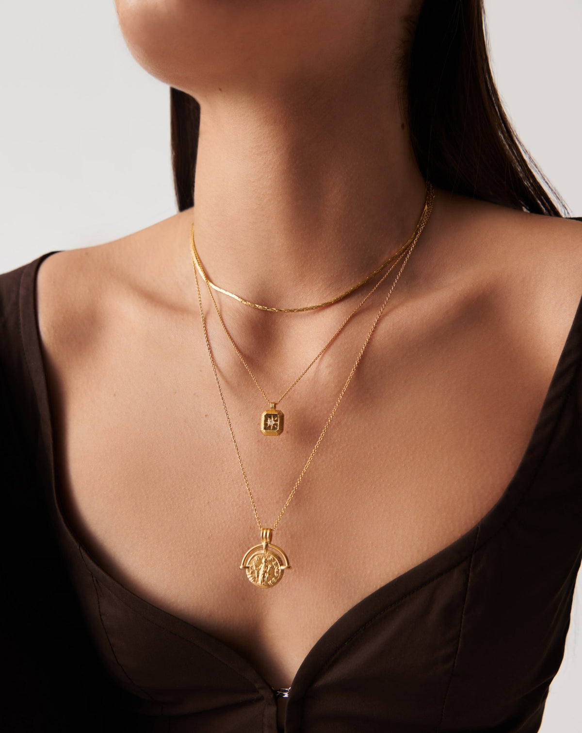 Lucy Williams Long Engravable Roman Arc Coin Necklace Smykke