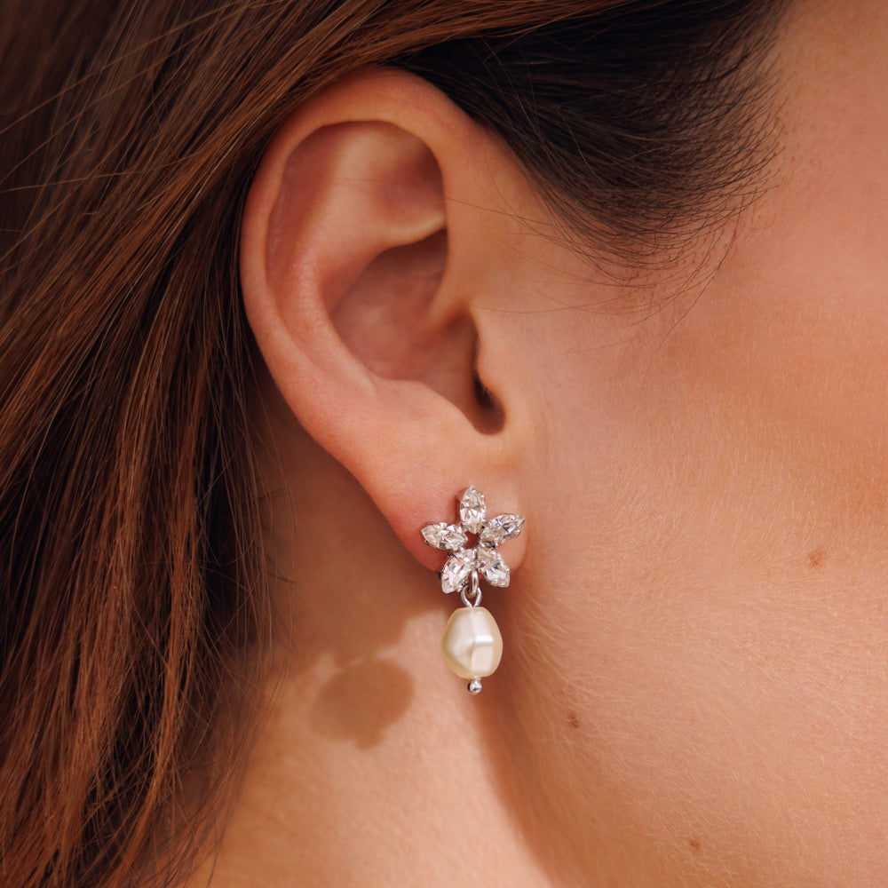 EMMY EARRINGS RHODIUM Ørepynt