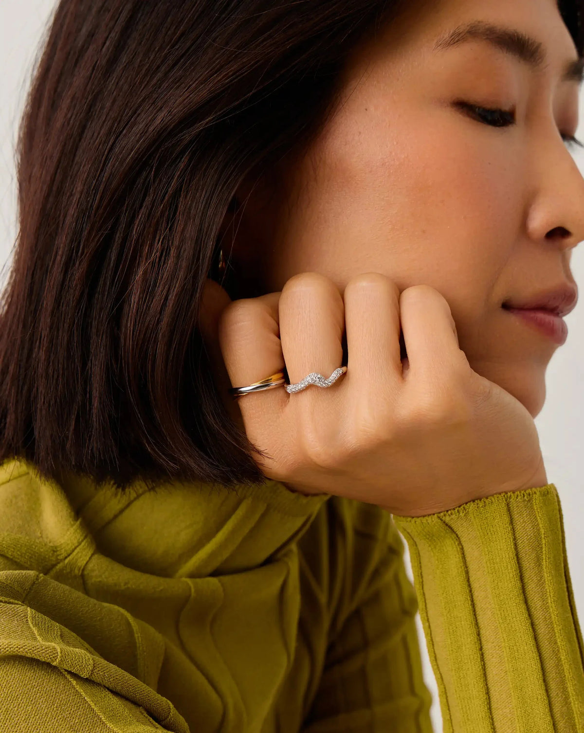 MOLTEN SNOW STACKING RING Ring