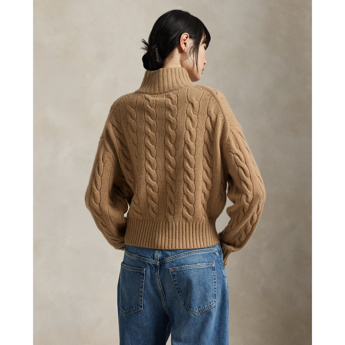 SWEATER-PULLOVER Genser