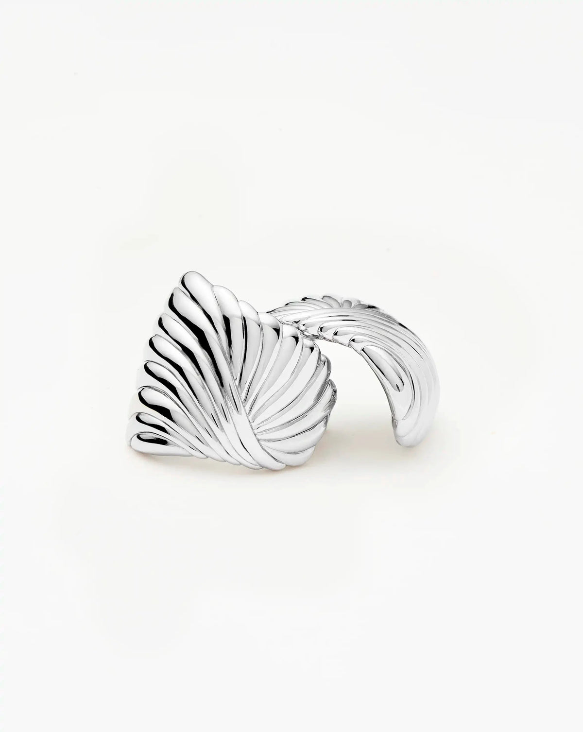 Ripple Oversized Stud Earrings Ørepynt