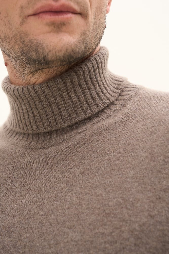 Salim Rollneck Genser